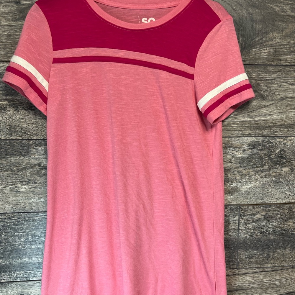 SO Vibrant Pink T-Shirt